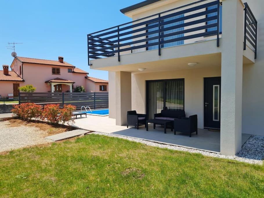 Marcante - Designer, Romantic Pool View Suite Porec Exterior photo